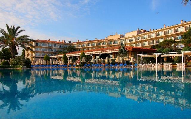 Valentin Son Bou Hotel