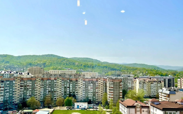 Apartments on 32 Tlostanova Street