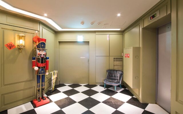 Urtrip Hotel