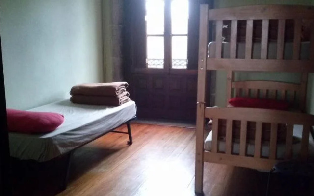 Roots&Boots Singular Hostel