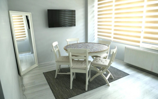 Pleasant and Central Flat in Turkali Besiktas