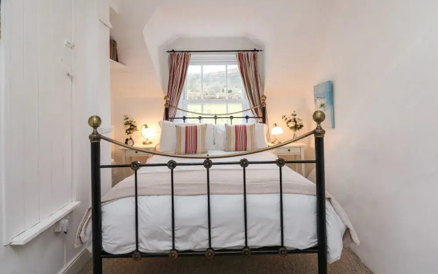Bryniau Bychain Cottage