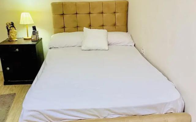 Narmar Hotel