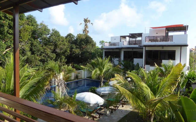 VIP Chain Resort