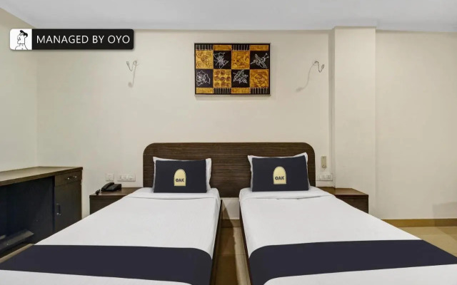 Super Oyo Townhouse Oak Hotel N7 Elite