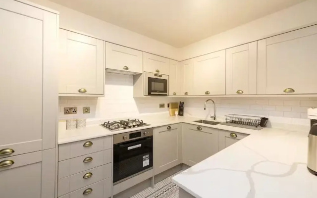 JOIVY Stylish 2bed Flat Near Calton Hill