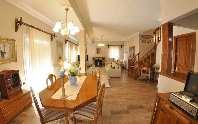 Villa Tango