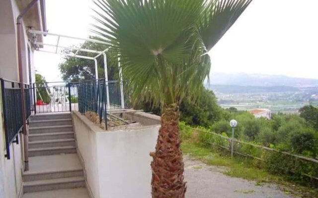 House with One Bedroom in Casal Velino, with Wonderful Sea View And Enclosed Garden - 6 Km From the Beach