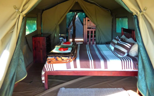 Thorn Tree Bush Camp