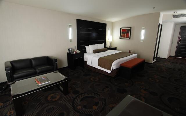 Crowne Plaza Toluca Lancaster by IHG