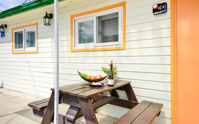 Gangneung Apple Pension