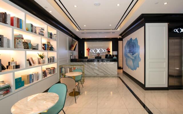 Xana Hotelle Zhuhai Gongbei Port