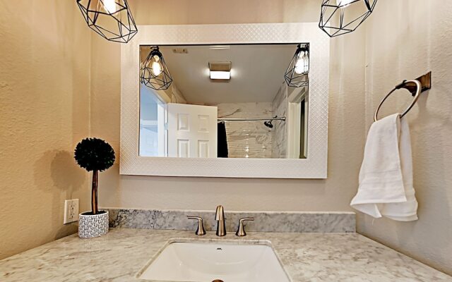 Zilker Zen - 3 Br Home