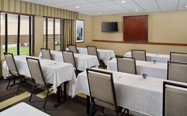 Hampton Inn Long Island/Islandia