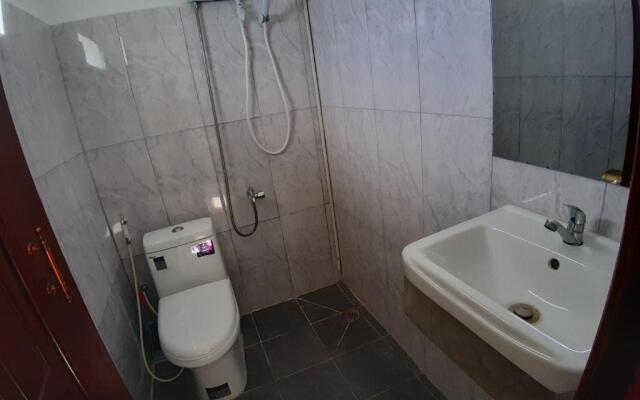 1-2pax AC room 2 including kitchen
