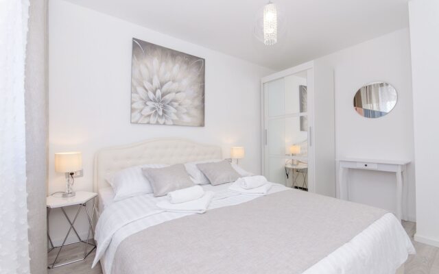 Apartment Luxury Center