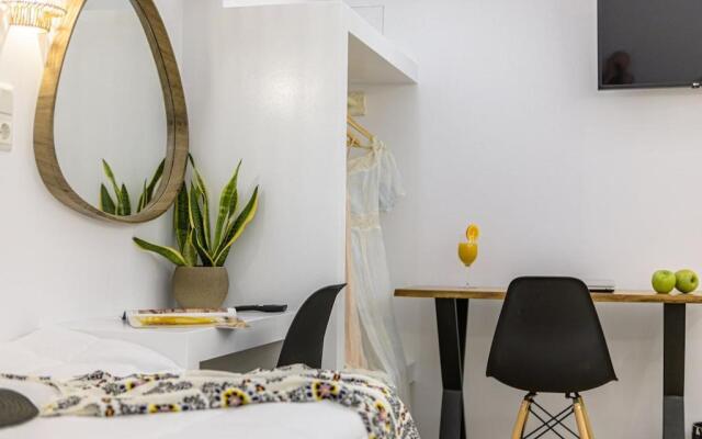 Naxian Nest 2BR Apart Near Beach - Semi Basement