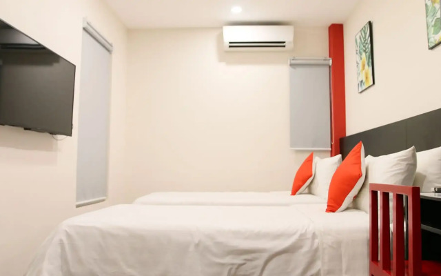 Monsieur Diesel Hotel Hang Bac