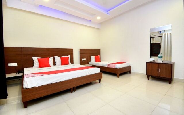 Oyo 40504 Hotel Avtar Residency