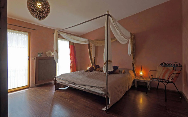 The Rooms Bed & Breakfast