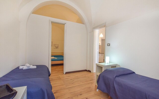 Beautiful Apartment in Linguaglossa With 2 Bedrooms and Wifi