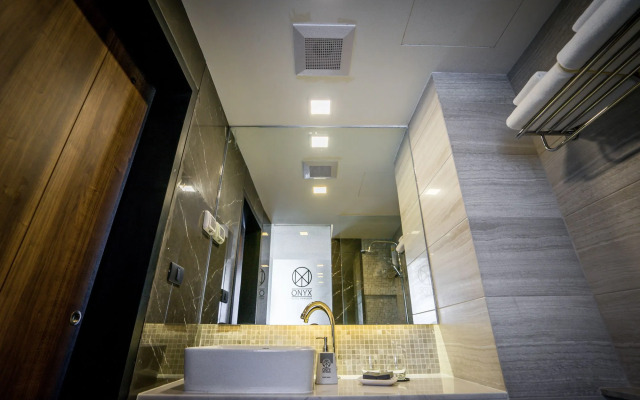 Onix Hotel Bangkok