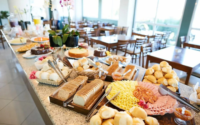 Oceania Park Hotel Spa & Convention Center