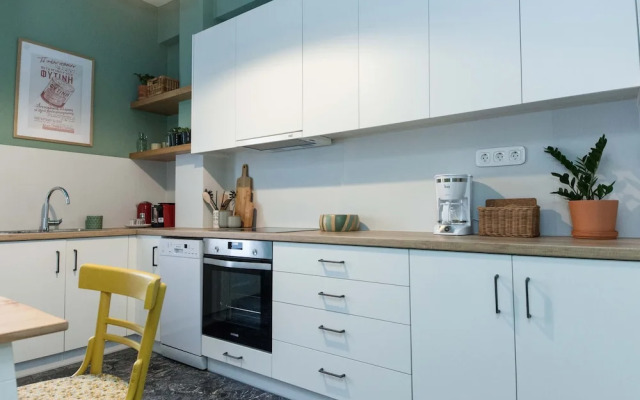 Pagrati Urban Oasis Getaway 2Bd Apt