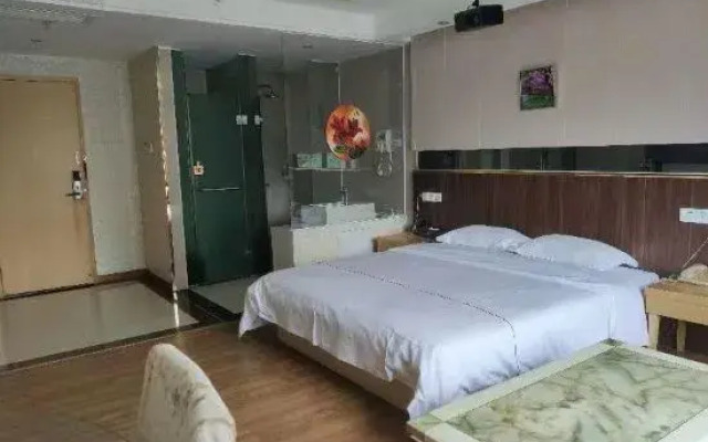 Guangzhou Jinsha Hotel (Nansha Dachong Subway Station)