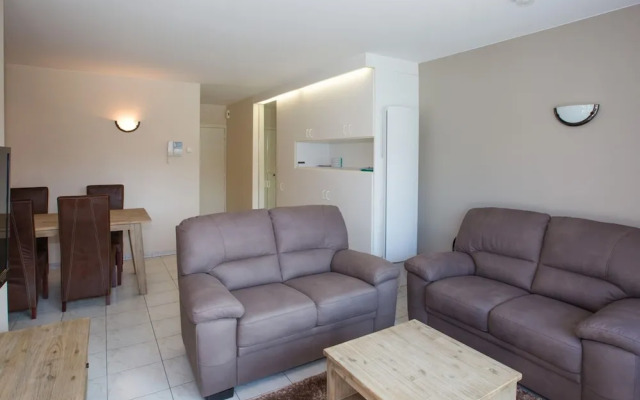 Golf Azur Frejus With Swimming Pool