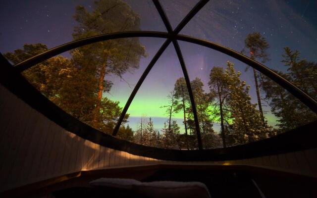 Wilderness Hotel Nellim & Igloos