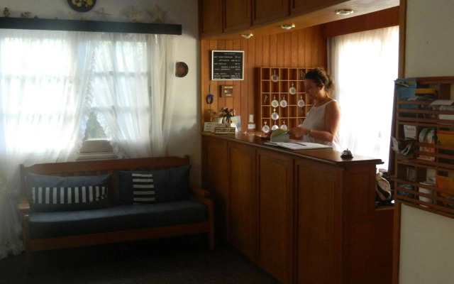Hotel Dollar
