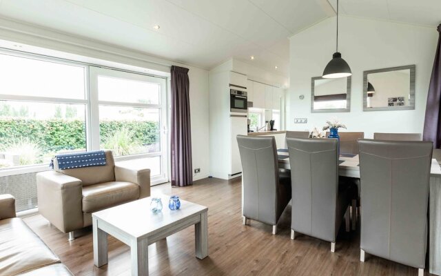 Comfortable Chalet with Dishwasher in Noordwijk Sea at 2.5km
