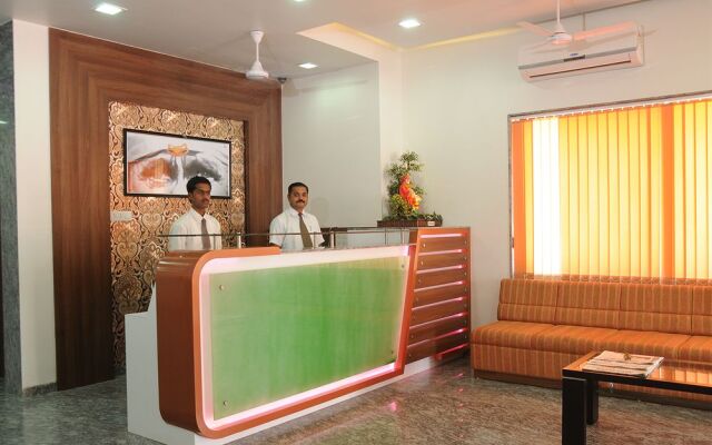 Hotel Shree Sai Sangam Delux