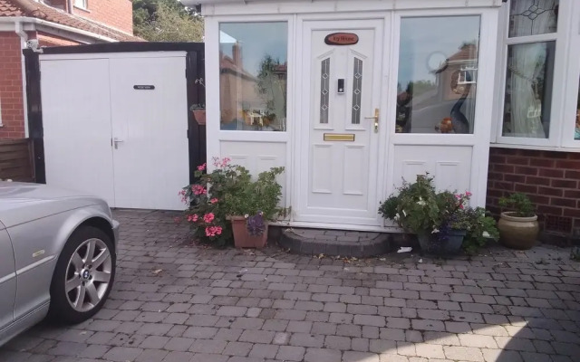 Modern Detached Bungalow