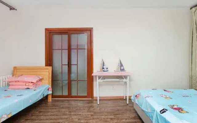Qingdao Little Times Youth Hostel  May4th Square Store