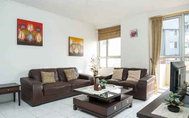 Spacious 1Br Apartment With City View At Paladian Park