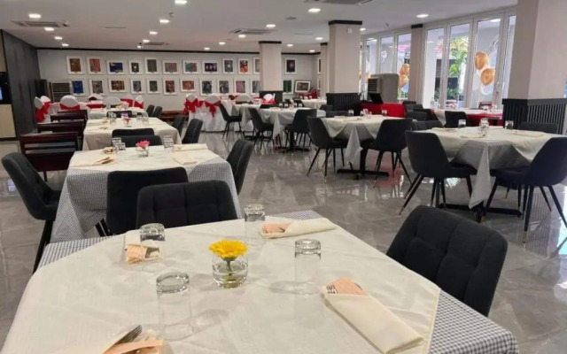 Christee Suites Hotel