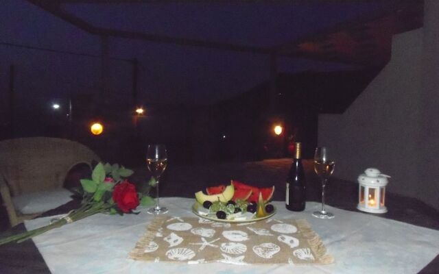 Studios Milos Skopelos-Where the Sea Meets the Sky