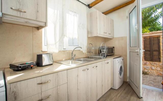 Errik Luxury House