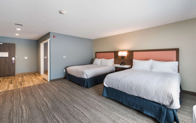Hampton Inn Niles