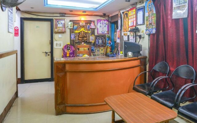 Spot ON 49012 New Adyar Guest House