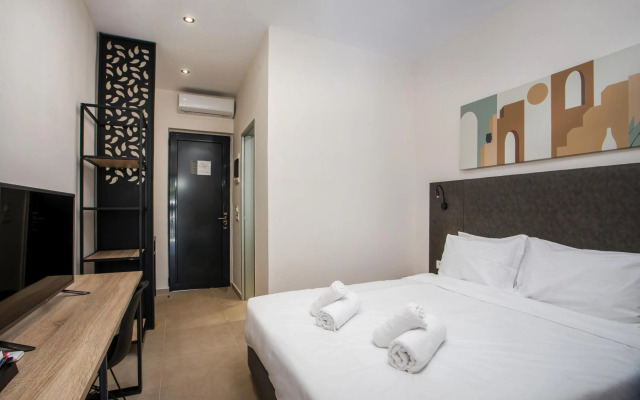 Aiora Aqua Resort
