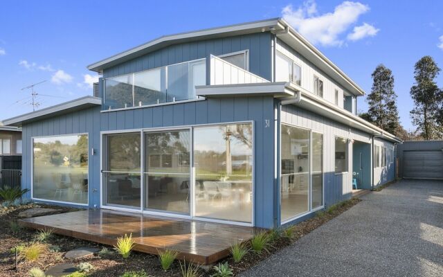 Pukeko Beach House