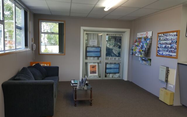 High Country Motel and Backpackers