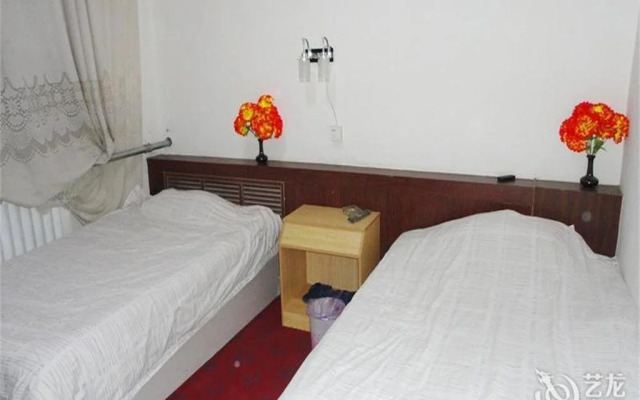 Yishui Haotai Business Hotel