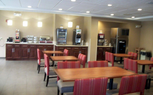 Comfort Suites Dover