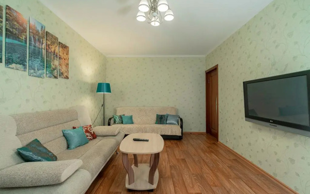 Пять звезд на Спортивная