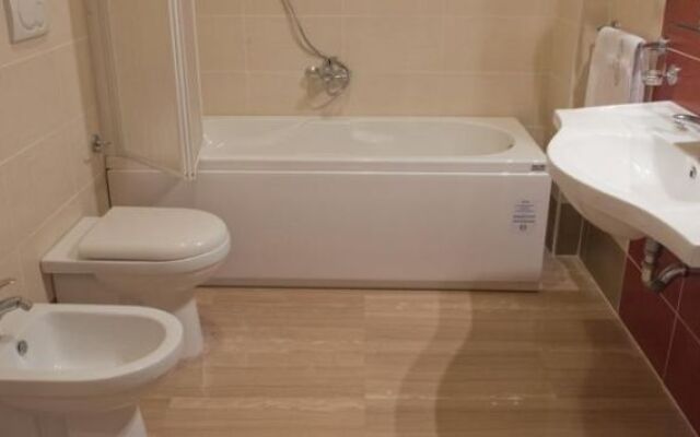 Buongusto Hotel & Restaurant