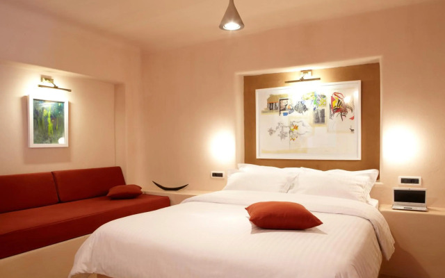 Voreina Gallery Suites